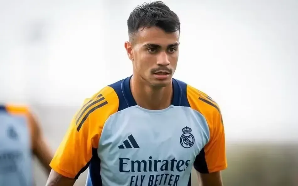 Reinier em treino pelo Real Madrid
