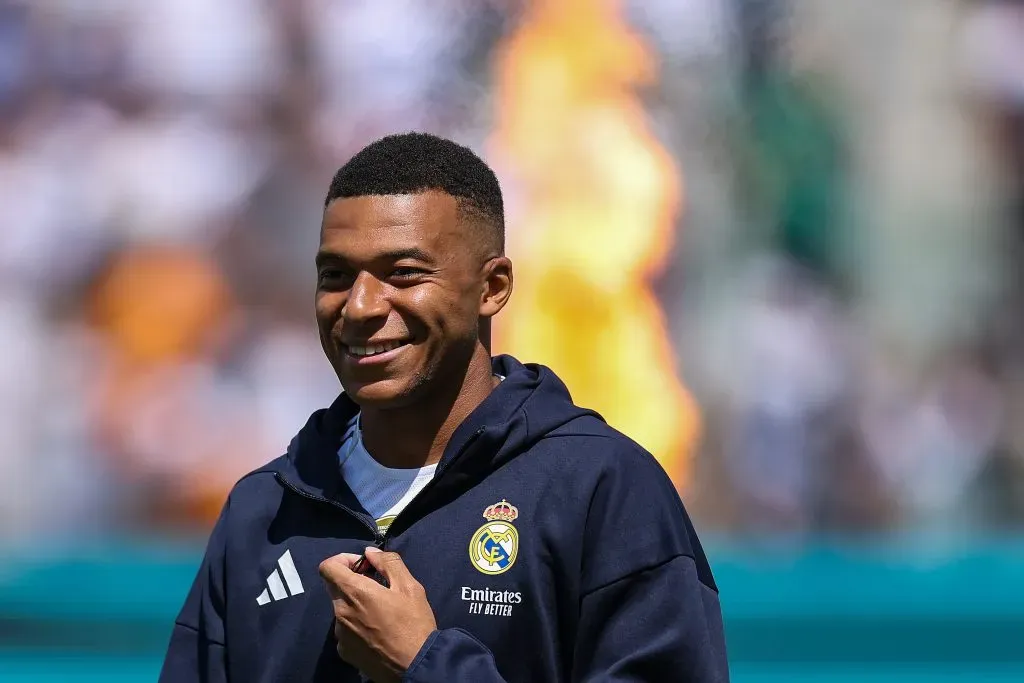 Mbappé está feliz no Real Madrid.