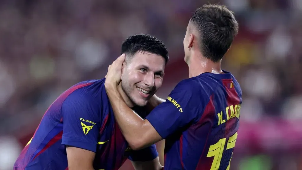 Com ajustes financeiros e saídas estratégicas, o Barcelona se prepara para inscrever três reforços importantes na La Liga. (Photo by Paul Miller/Getty Images)