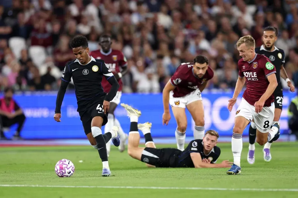Estêvão vs West Ham. Foto: Julian Finney/Getty Images