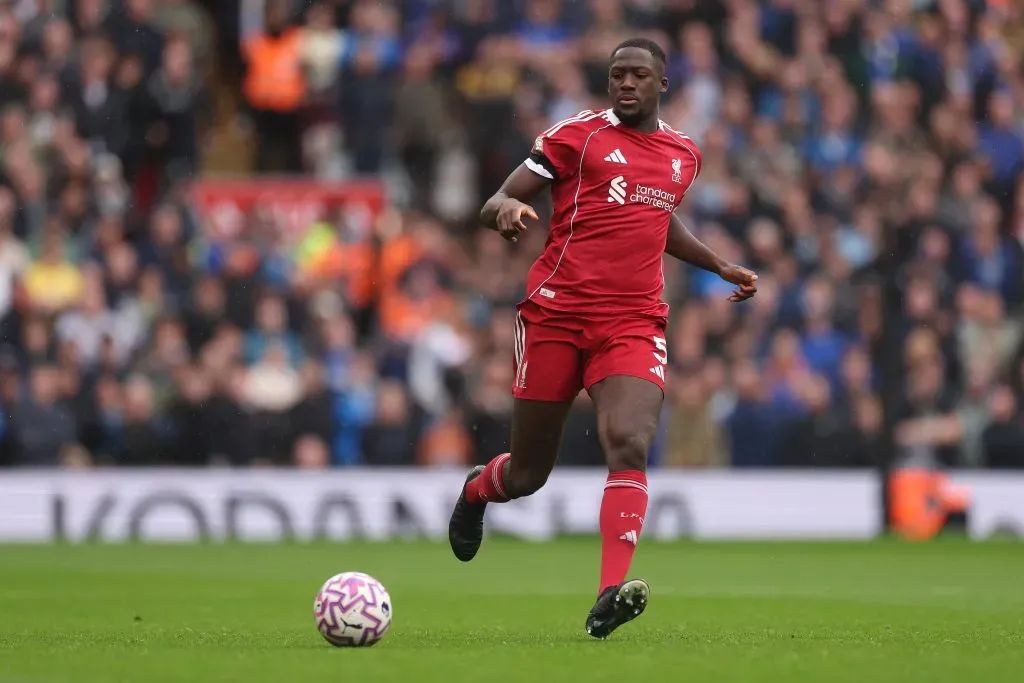 Ibrahima Konaté durante uma partida