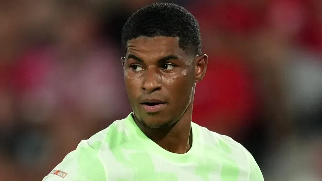 Rashford em campo com o Barcelona