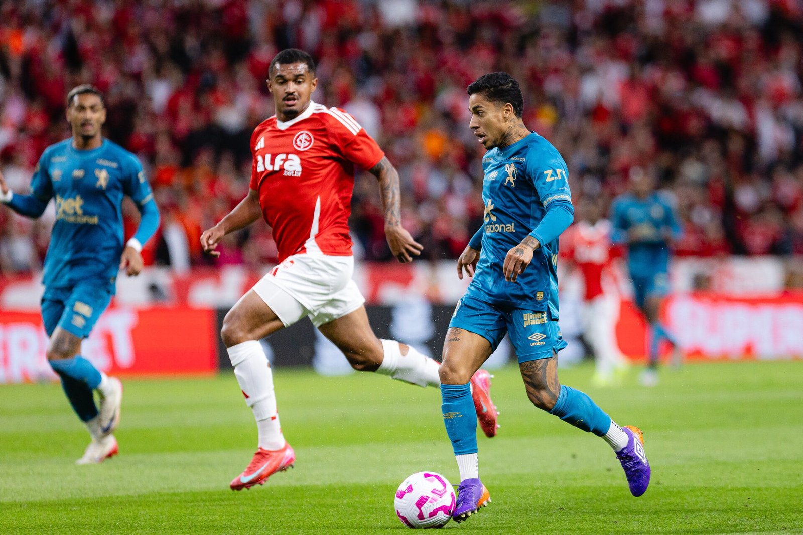 Internacional 2 x 0 Sport