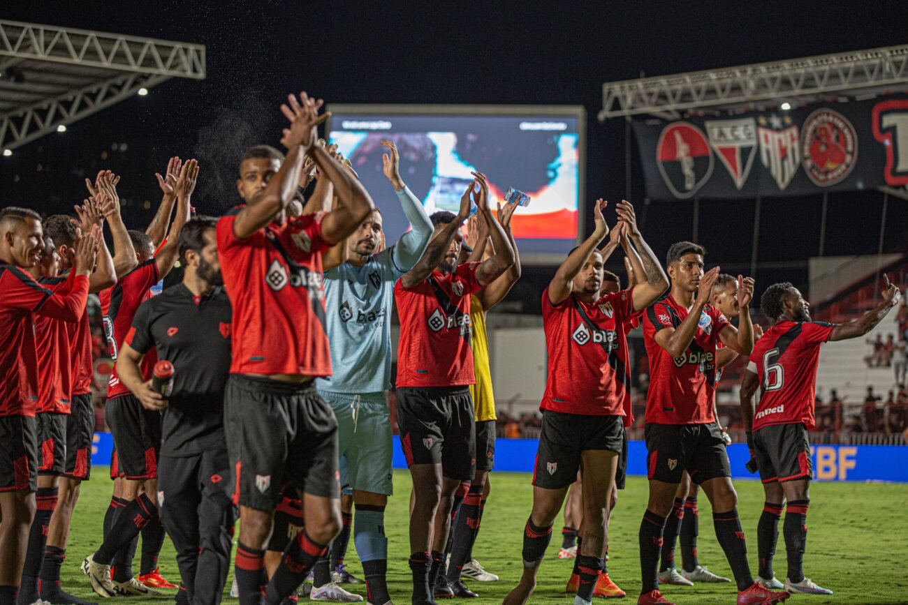 Atlético-GO em ação