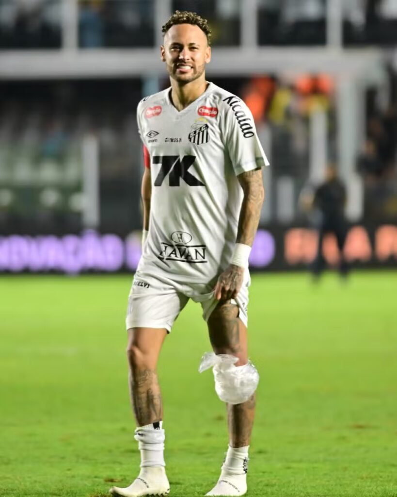 Foto: Jota Erre/AGIF - Santos FC