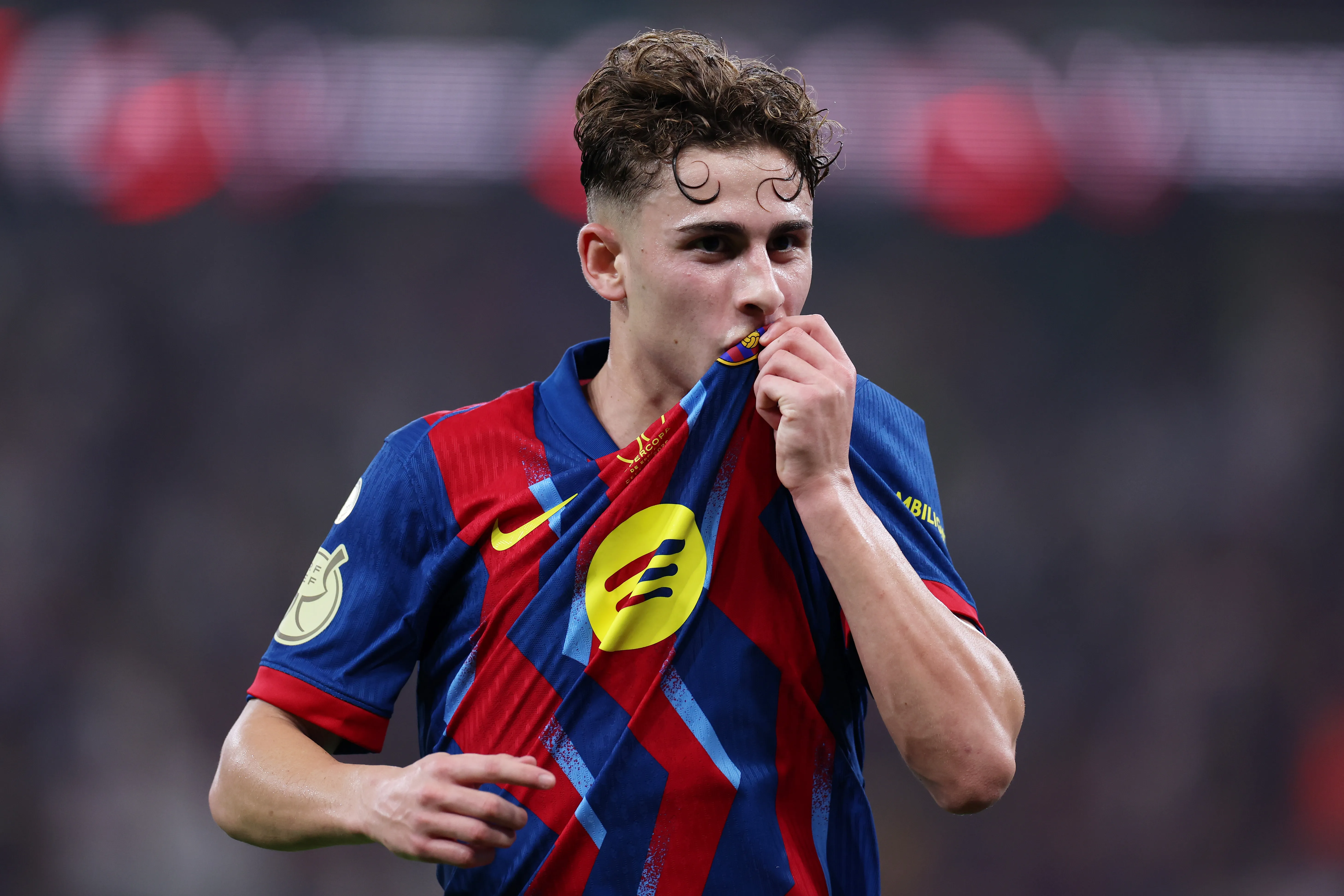 Fermín López, alvo do Chelsea. (Photo by Yasser Bakhsh/Getty Images)
