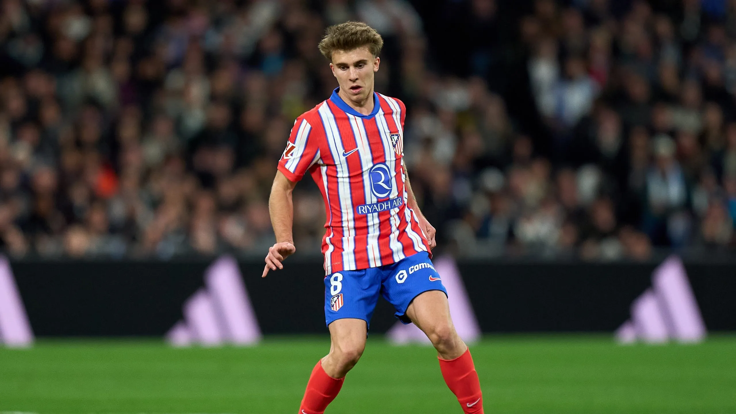 Pablo Barrios é o novo alvo do Manchester United. Foto: Angel Martinez/Getty Images