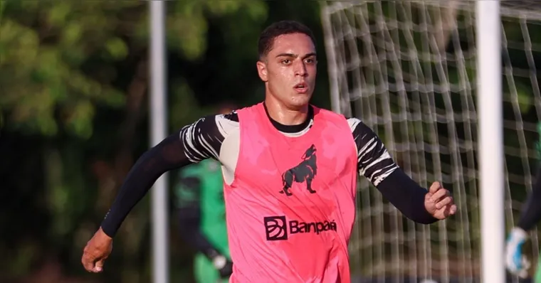 Zagueiro fruto das categorias de base bicolor seguirá por mais uma temporada. | Jorge Luis Totti/Paysandu