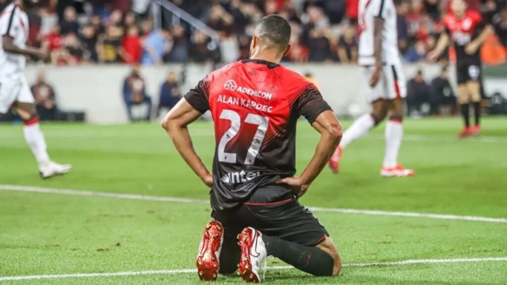 Athletico-PR decepciona torcedores (Foto: Reprodução/Bem Paraná)