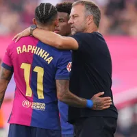 Hansi Flick, técnico do Barcelona, lamenta contusão de Raphinha e elogia: “Sempre entrega tudo”