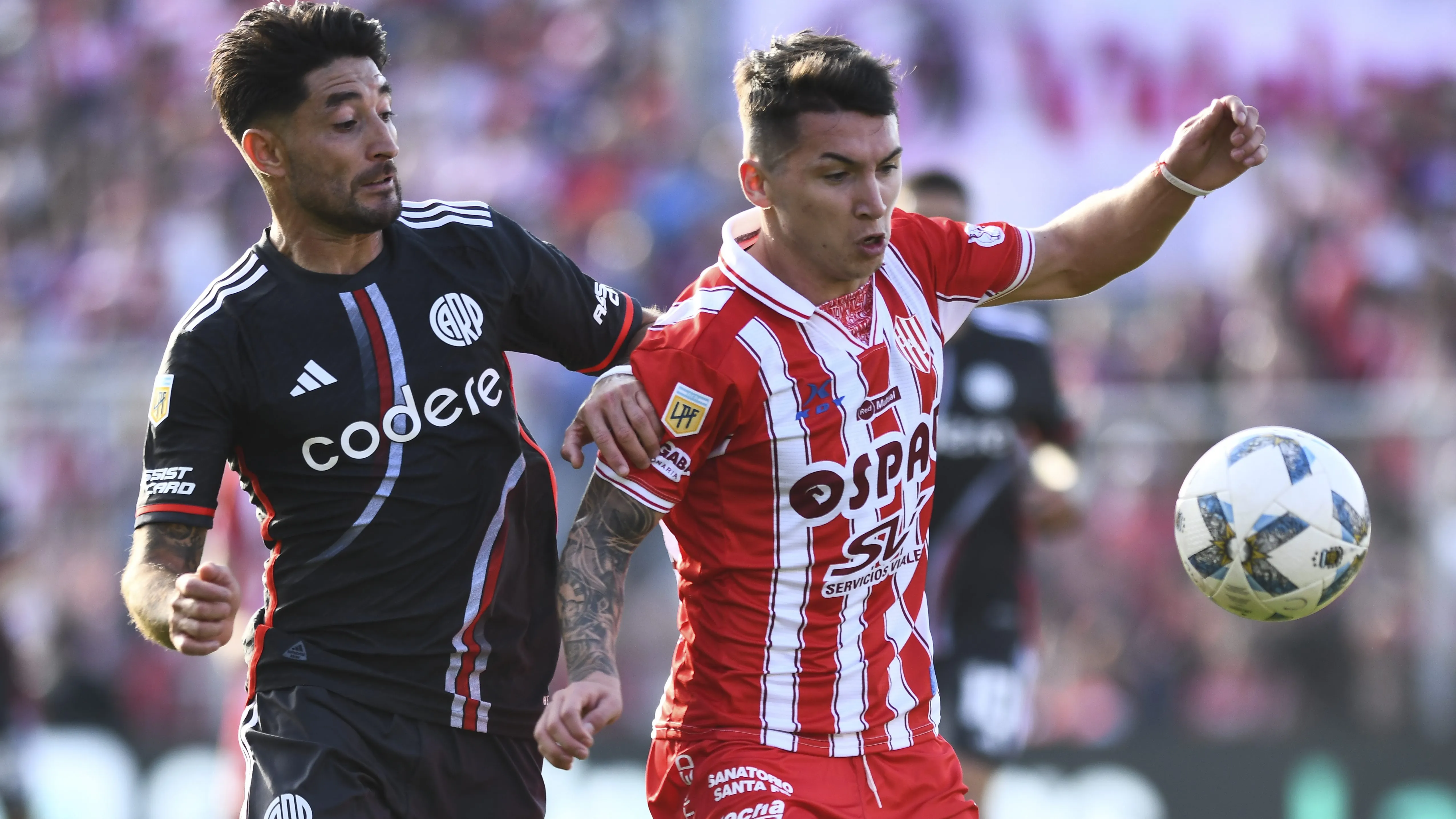Mateo Del Blanco, alvo do Chelsea, é destaque no futebol argentino. Foto: Rodrigo Valle/Getty Images