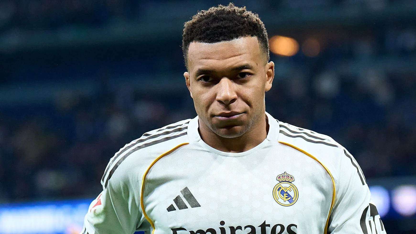 Mbappé não jogará contra o Elche.