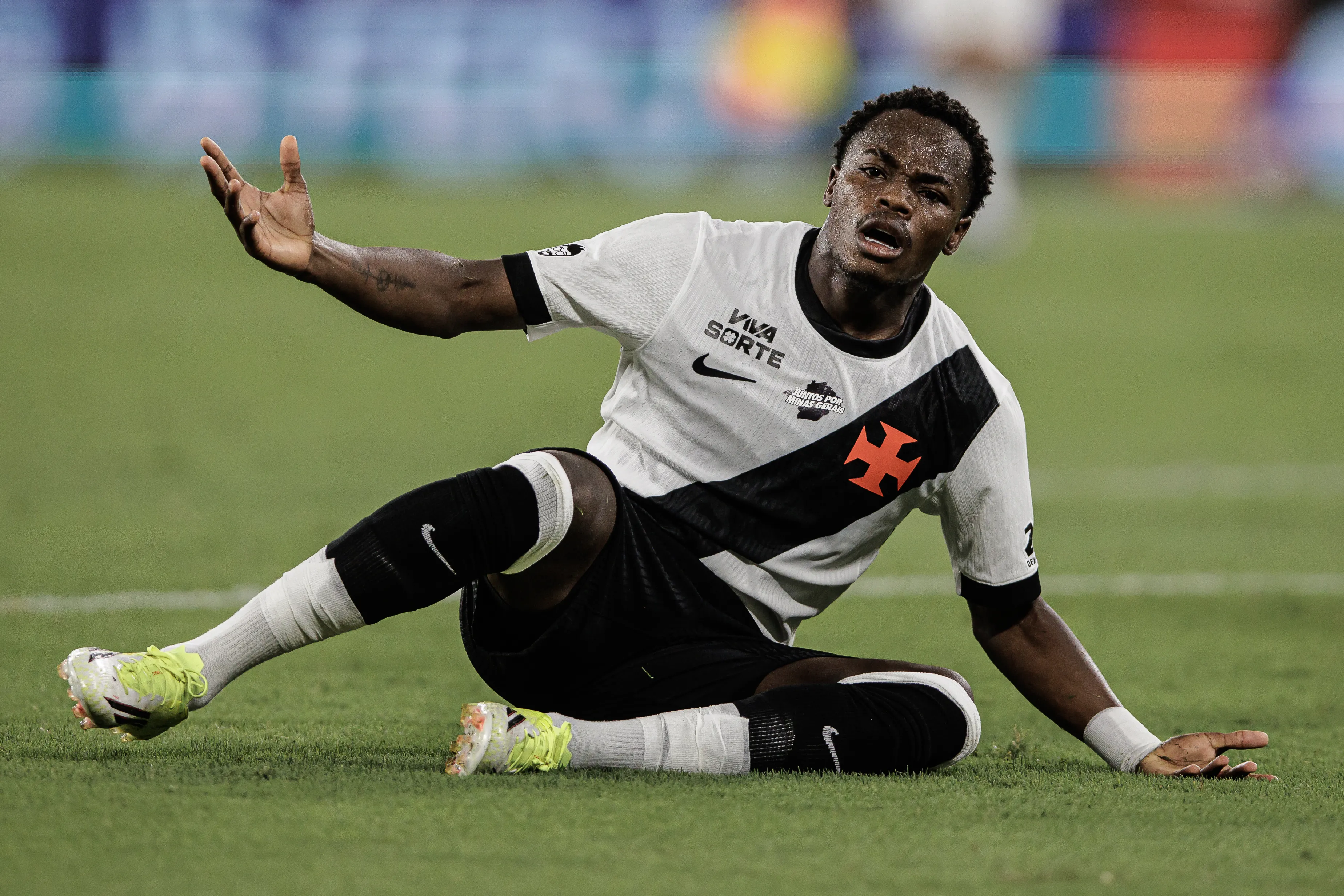 Andrés em jogo do Vasco contra o Fluminense. Foto: Andre Mourao/AGIF