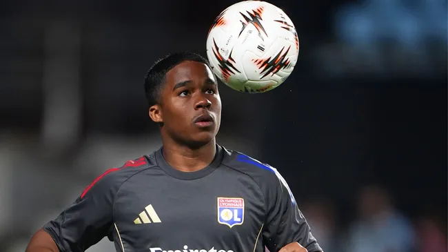 Endrick disputou mais um jogo pelo Lyon na temporada.