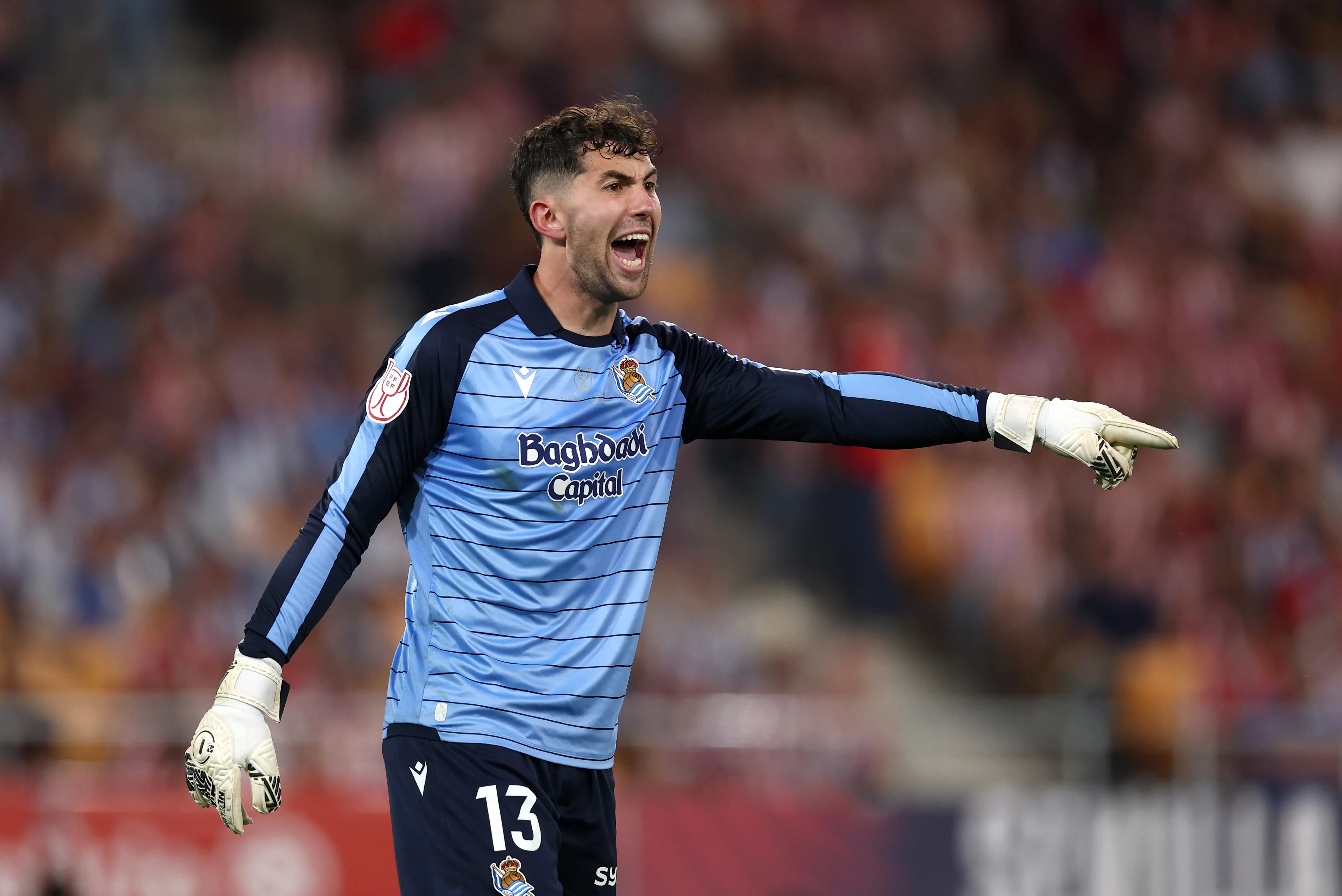 Unai Marrero, da Real Sociedad, gesticula durante a final da Copa do Rei entre Real Sociedad e Atlético de Madrid no Estádio de La Cartuja, em Sevilha, Espanha. (Foto por Fran Santiago/Getty Images)
