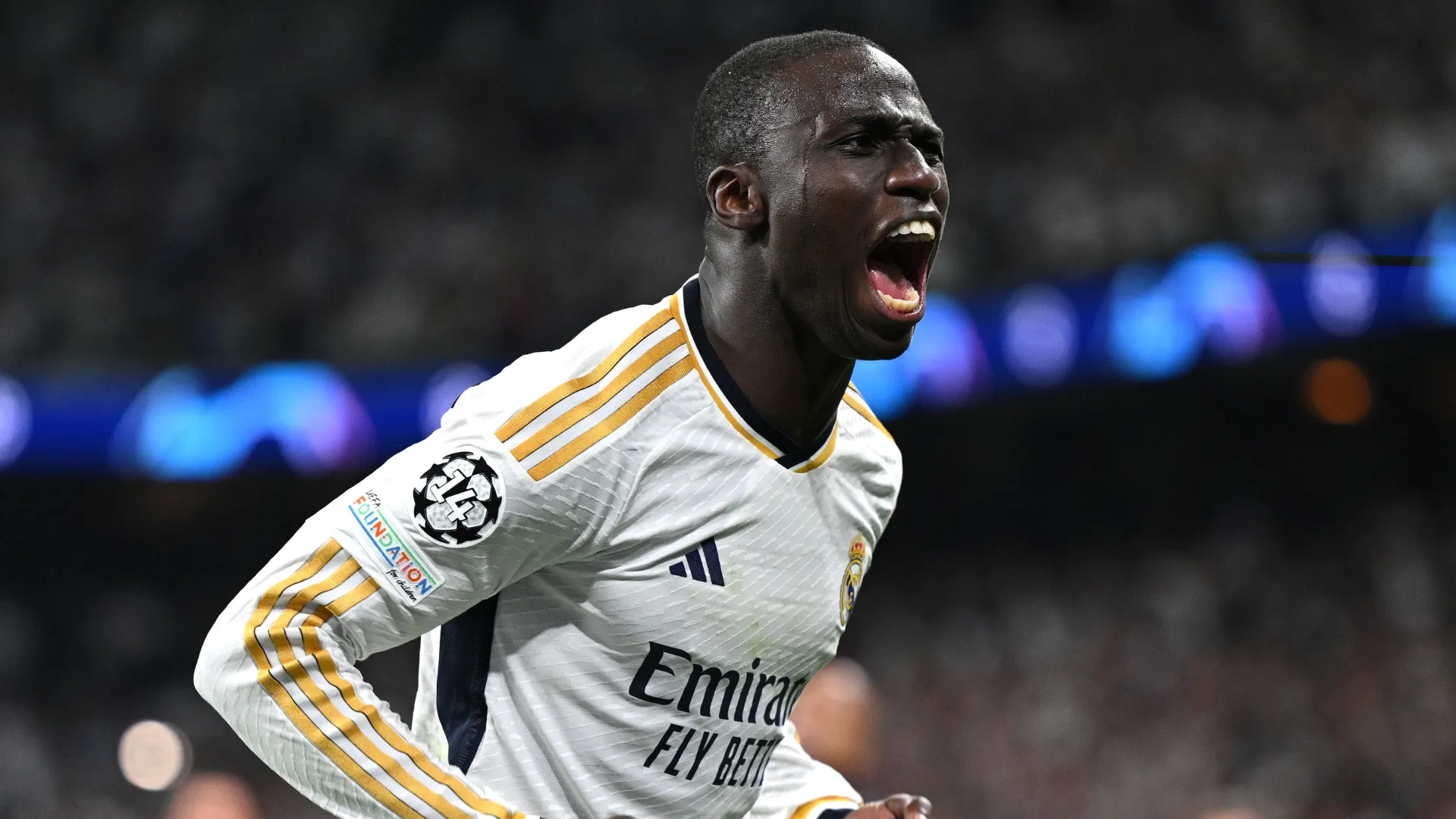 Ferland Mendy, do Real Madrid, se lesiona novamente. (Foto: David Ramos/Getty Images)