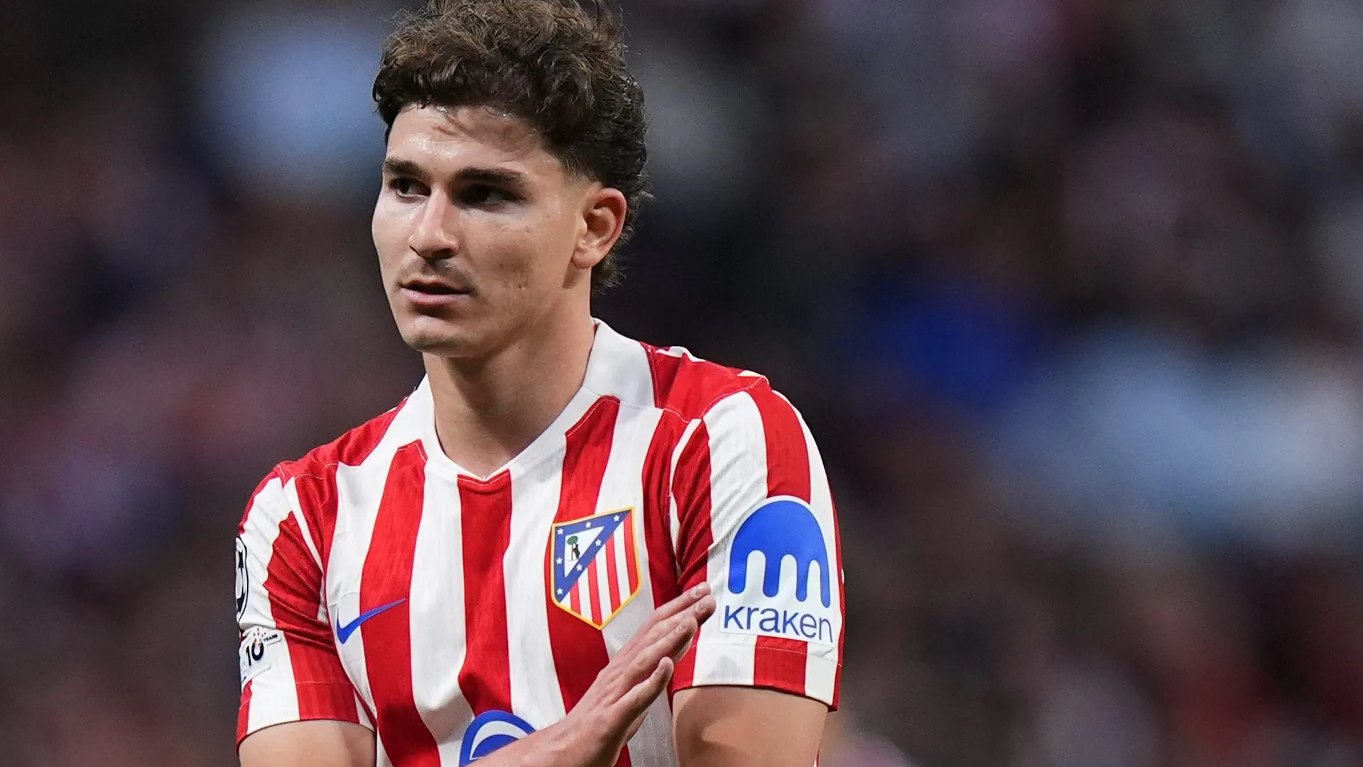 Julián Álvarez em campo pelo Atleti