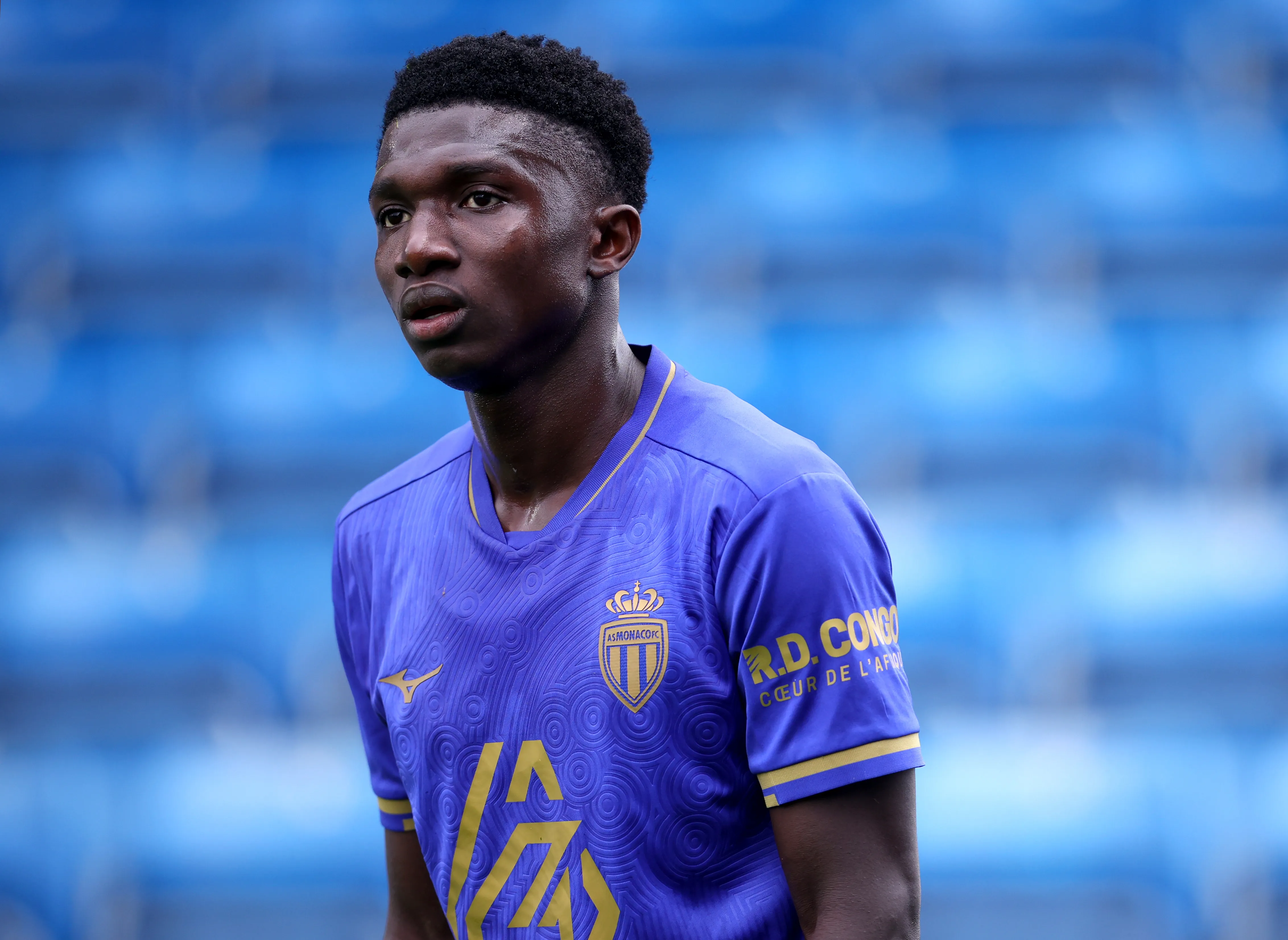 Lamine Camara, alvo de Liverpool e Newcastle. (Photo by Ed Sykes/Getty Images)