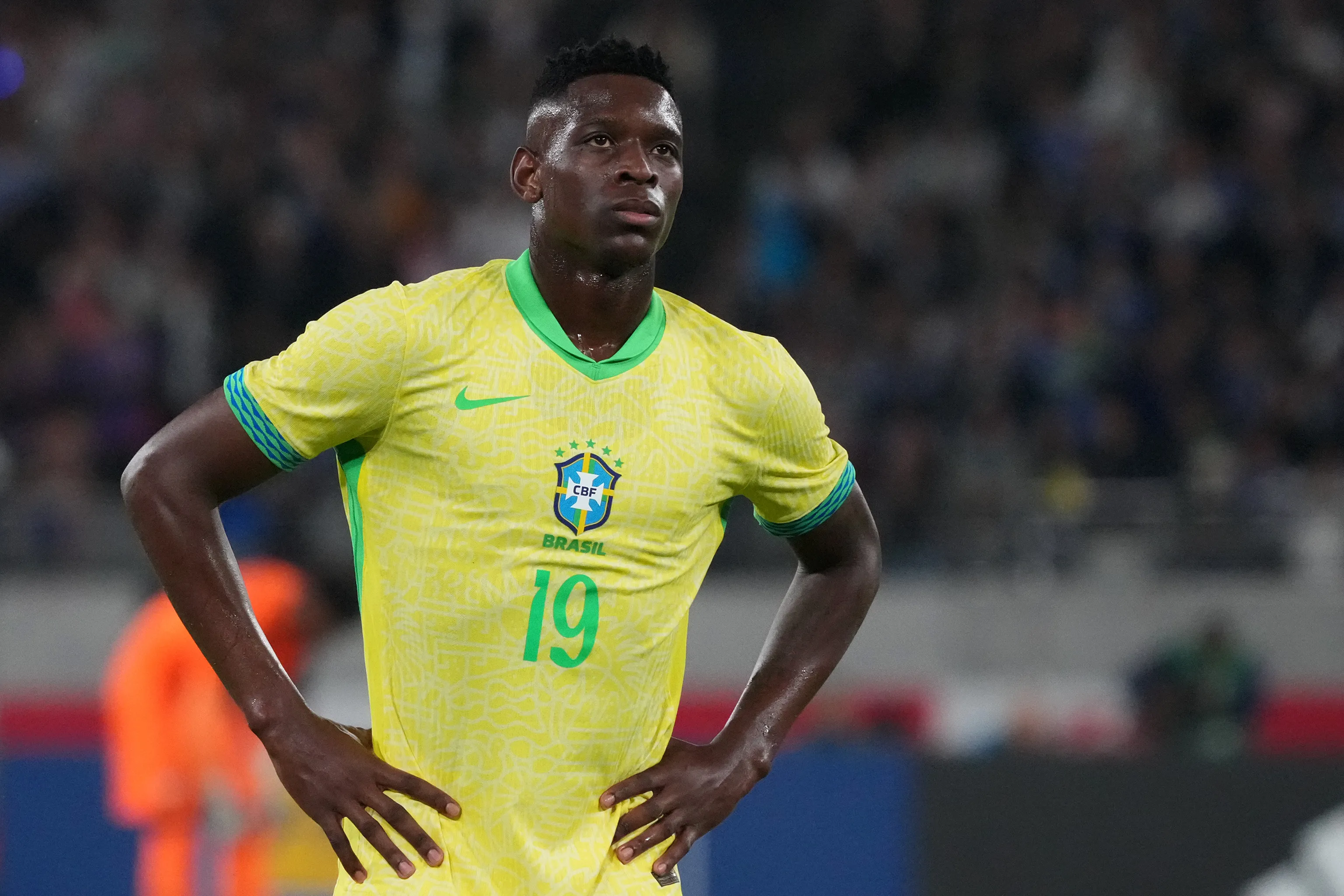 Luiz Henrique em campo com a Seleção Brasileira. Foto: Koji Watanabe/Getty Images