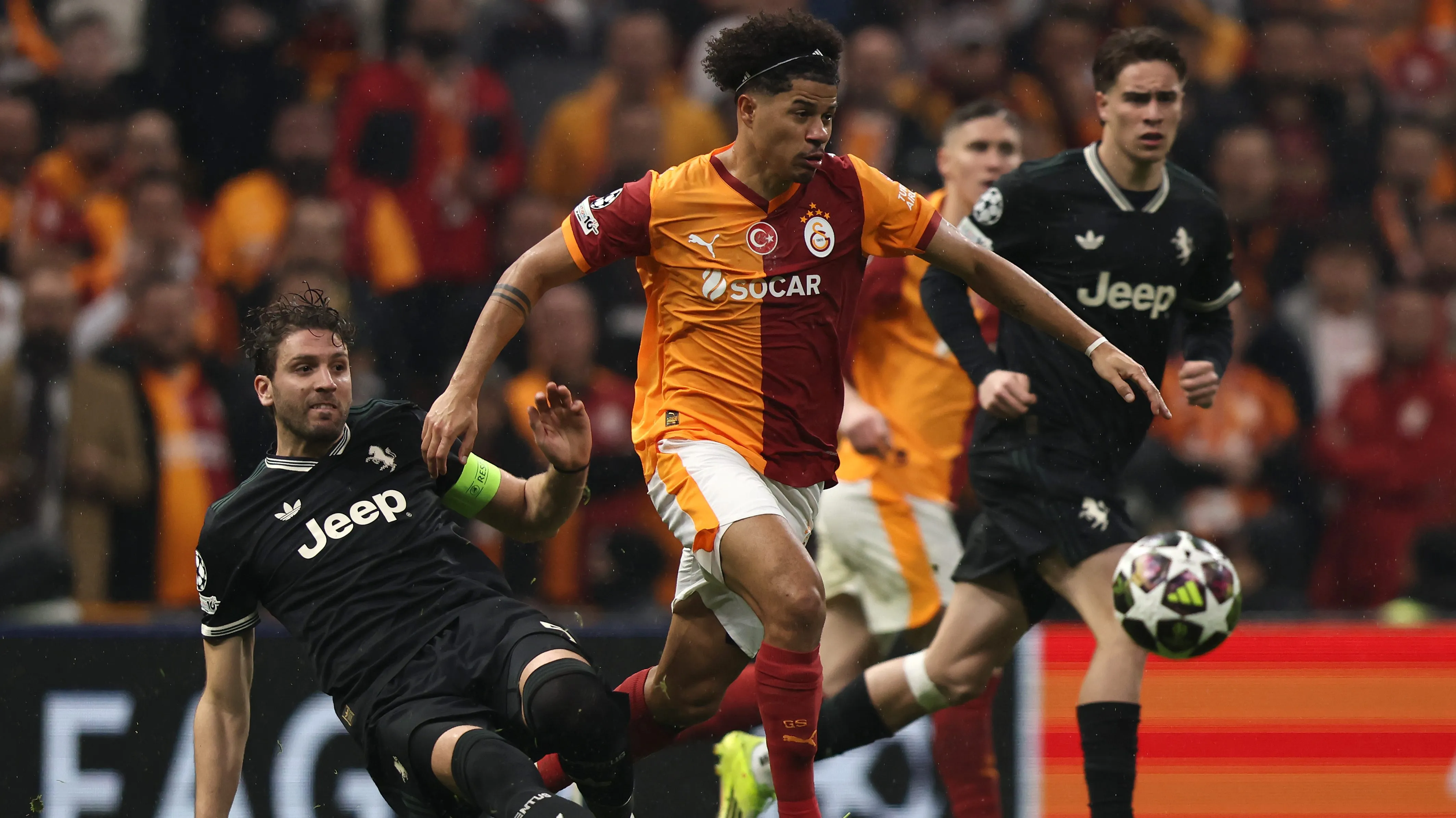 Gabriel Sara em jogo do Galatasaray. Foto: Burak Kara/Getty Images
