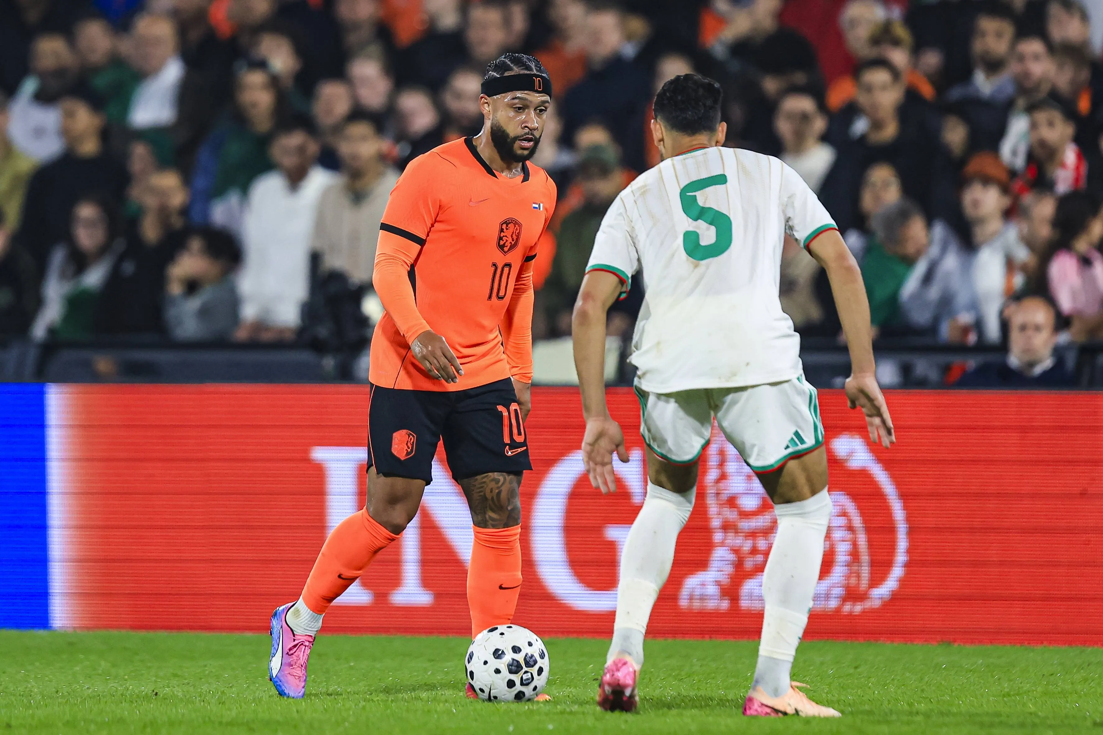 Memphis Depay em Argélia x Holanda. Foto: Imago/ Pro Shots