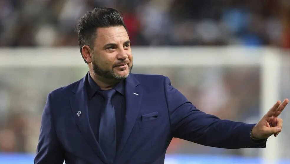 Turco Mohamed – foto oficial