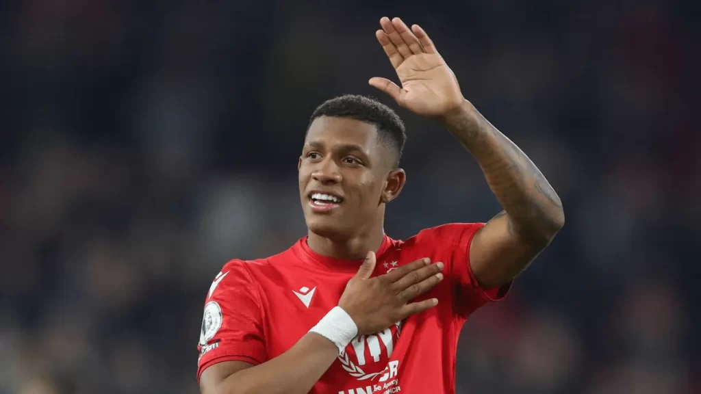 Danilo em partida pelo Nottingham Forest. Foto: ProShots