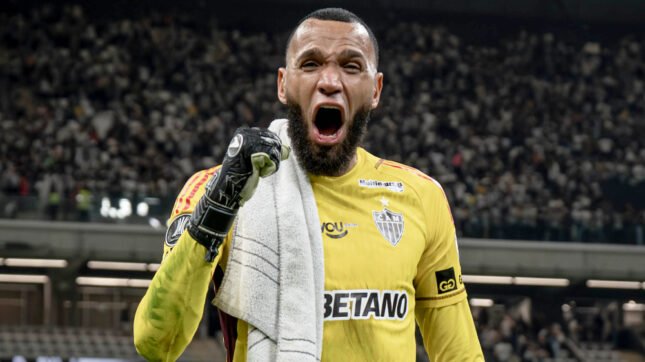 Everson em ação pelo Atlético