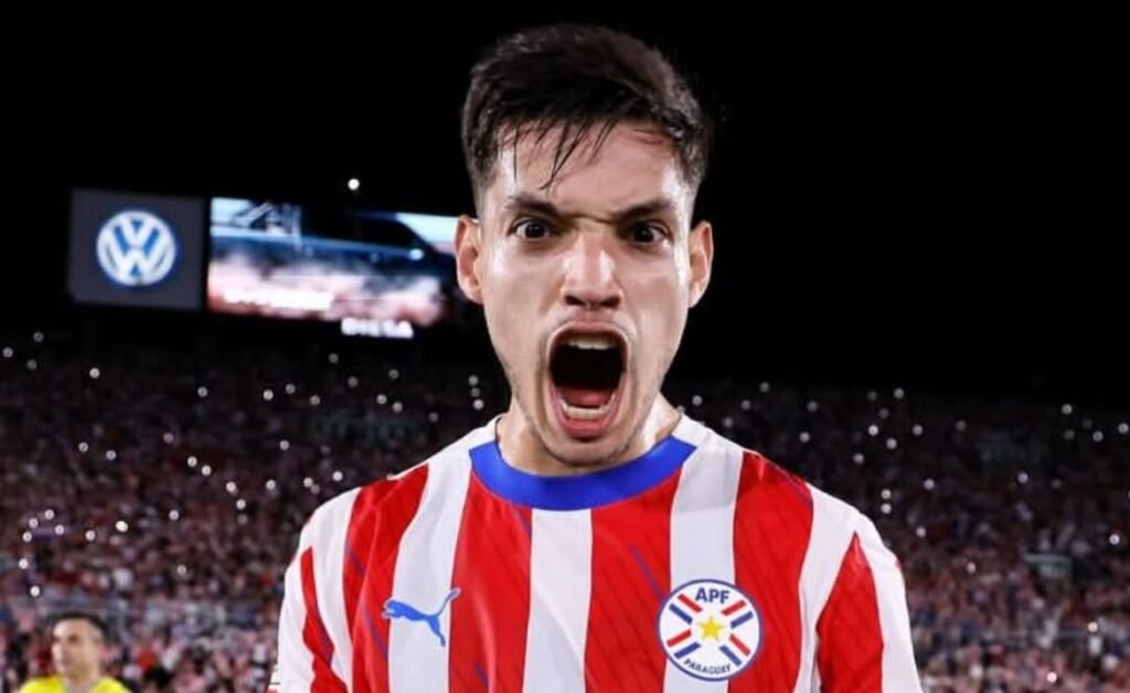 Bobadilla pela seleção do Paraguai.