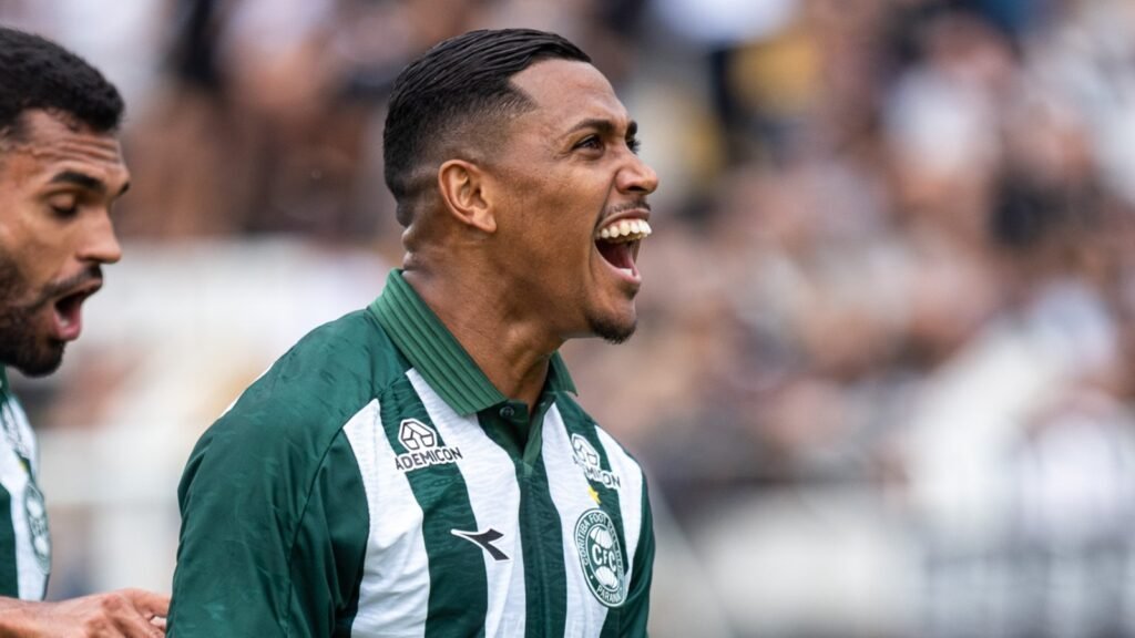 Coritiba decide vaga na final do Paranaense contra Operário