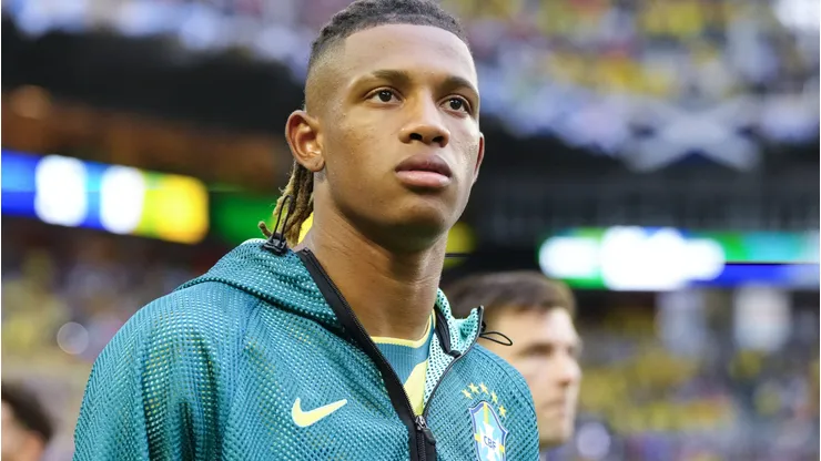 Danilo Santos, Botafogo – Volante faz grande temporada – Foto: IMAGO/NurPhoto.