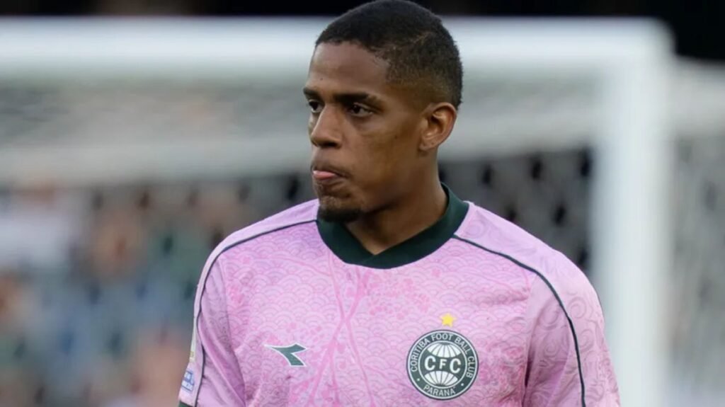 Coritiba empata com Botafogo em casa