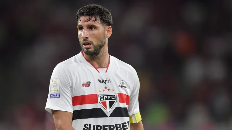Calleri, do São Paulo. Foto: Thiago Ribeiro/AGIF