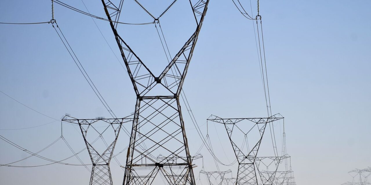 Governo define regras para redução voluntária de energia elétrica