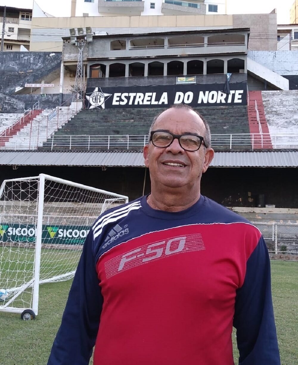 Elias Ayres da Silva, o Batata, quer perpetuar na família o amor pelo Estrela