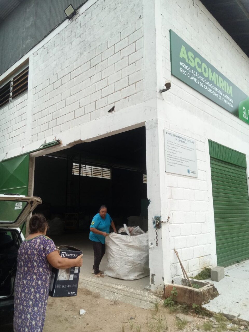 Associação de catadores pede doação de materiais recicláveis em sua sede