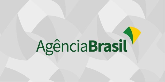 Política | Senado aprova em dois turnos PEC dos Precatórios Senado aprova em dois turnos PEC dos Precatórios