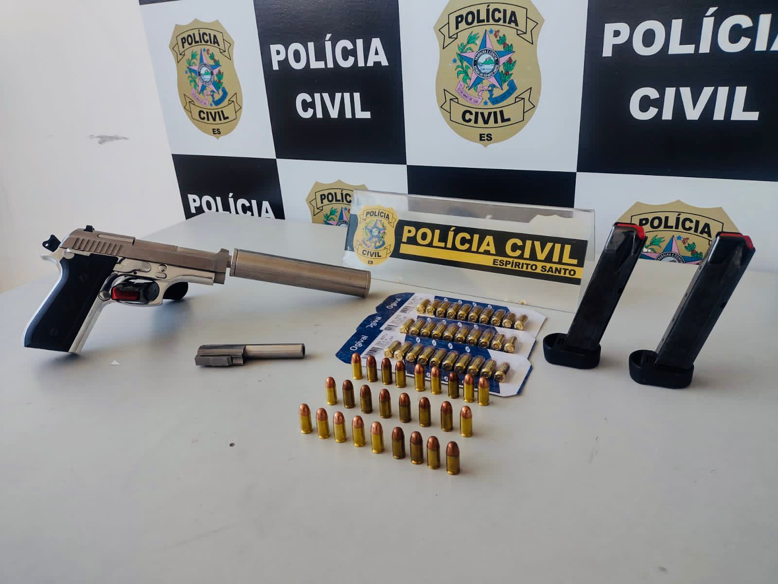 DHPP da Serra apreende pistola com silenciador e prende suspeito no bairro São Marcos II