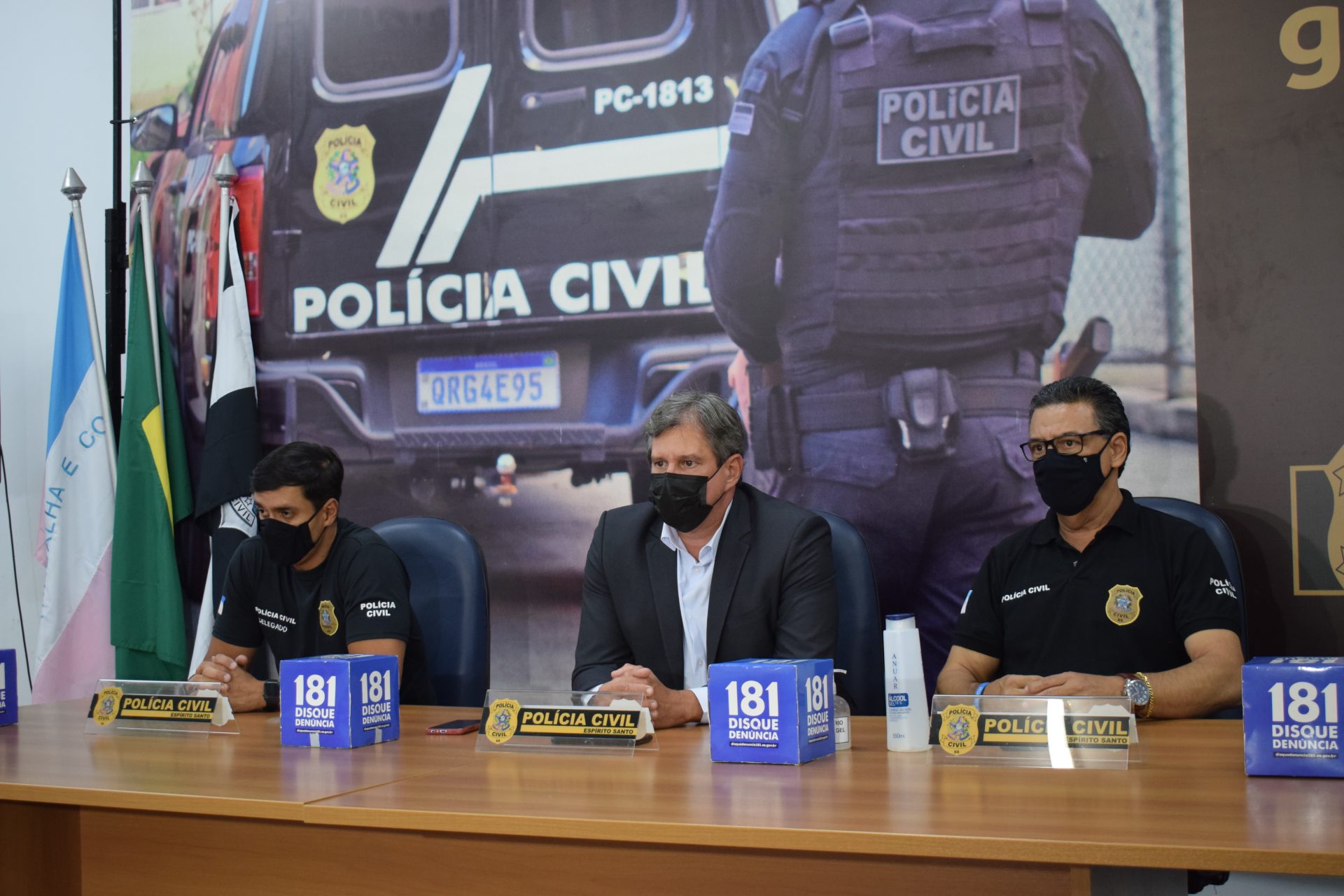 DHPP prende dois suspeitos de atirarem contra policial militar na Serra
