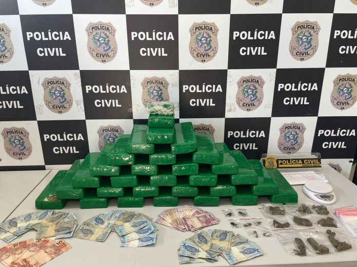 Denarc prende homem e apreende 29 tabletes de maconha em Vila Velha