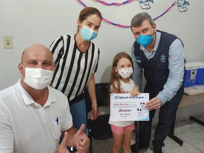 Mais de 12 mil crianças são imunizadas contra Covid-19 em dois dias de mutirão pelo Estado  