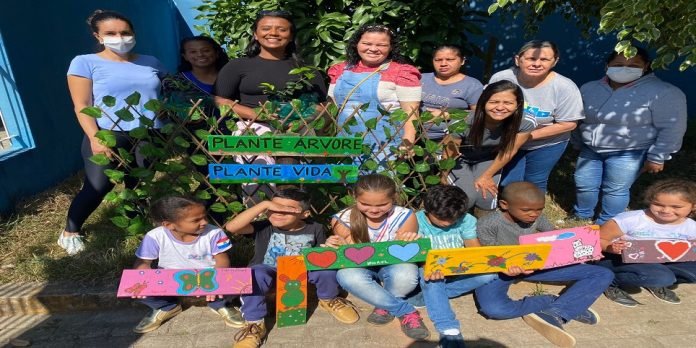 Escola de Gromogol em Kennedy dá um show no Projeto “Uma Gota no Oceano”