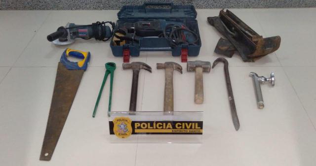 PCES prende homem suspeito de furtar materiais de uma obra em Jaguaré
