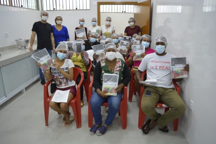 Secretaria de Assistência Social realiza minicurso de culinária para usuários da rede socioassistencial – Notícias Prefeitura de Kennedy