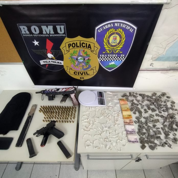 Operação conjunta apreende submetralhadora, drogas e munições em Vila Velha