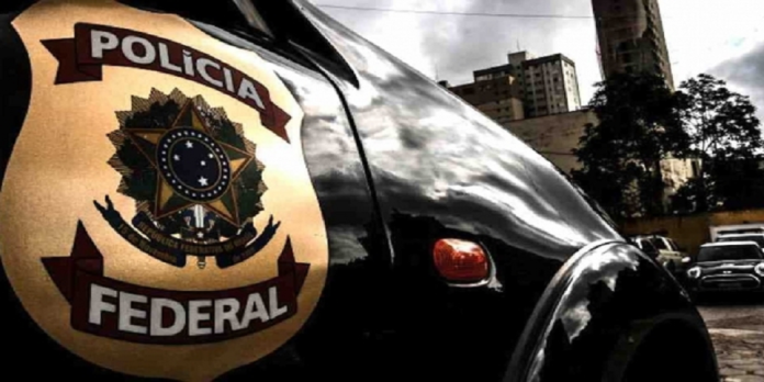 Polícia Federal cumpre três mandados de busca e apreensão em Polícia Federal cumpre três mandados de busca e apreensão em Kennedy e investiga contratos de 2020 na saúde