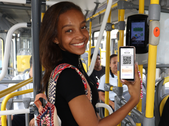Tarifa do Transcol já pode ser paga por QR Code Tarifa do Transcol já pode ser paga por QR Code