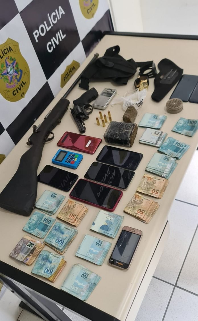 Polícia Civil prende suspeito e apreende R$ 15 mil em Cachoeiro de Itapemirim