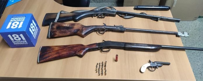 DHPP de Aracruz prende suspeito em flagrante e apreende quatro armas de fogo 
