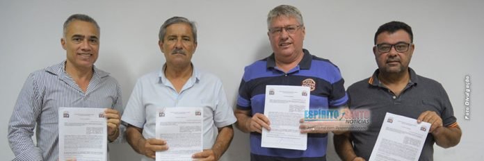 KENNEDY: Prefeitura vai aplicar Revsol em estradas rurais